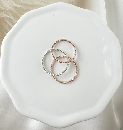 Mini Twist Stack Ring