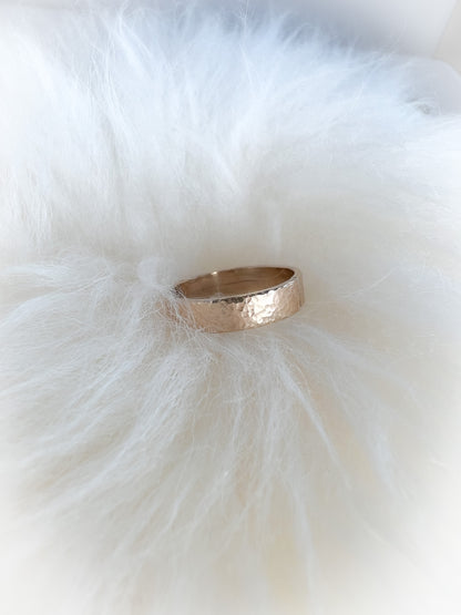 Halo Textured Gold Ring